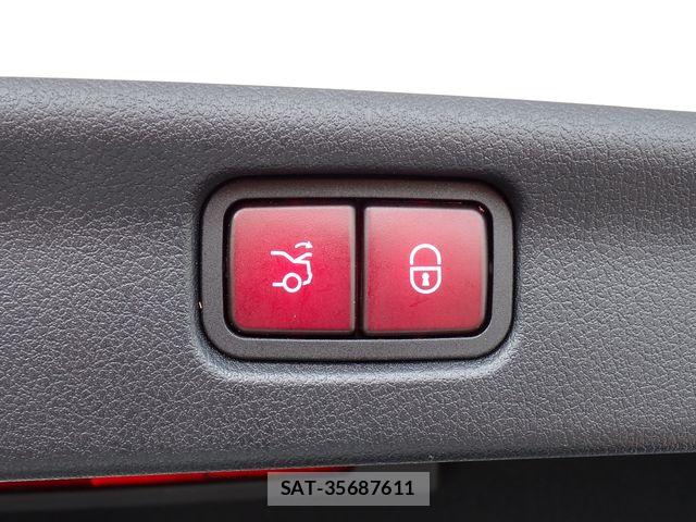 Mercedes Benz C-CLASS 2022-04 8743797-28