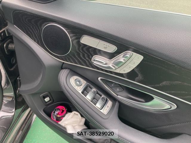 Mercedes Benz C-CLASS 2020-01 8743798-11