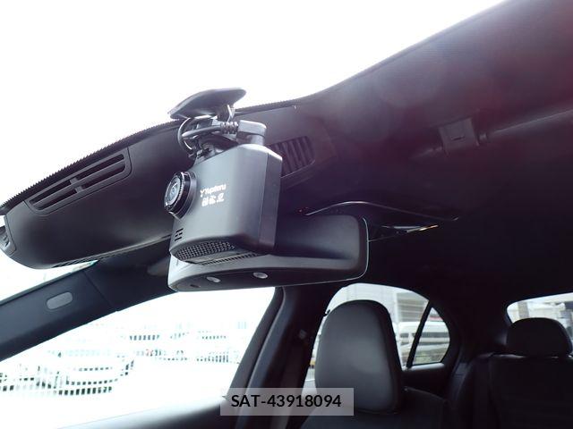 Mercedes Benz C-CLASS 2022-03 8780976-13