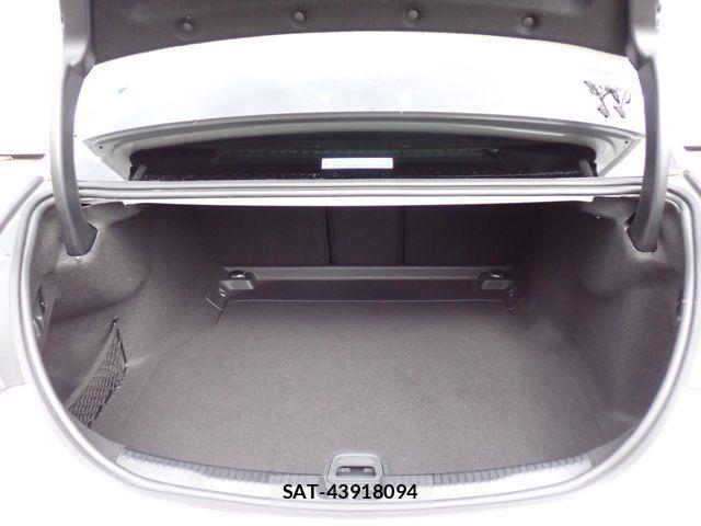 Mercedes Benz C-CLASS 2022-03 8780976-27