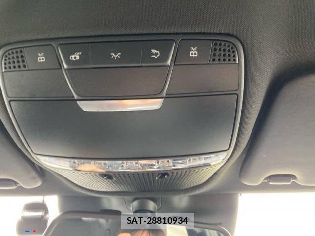 Mercedes Benz C-CLASS 2015-06 8780979-18