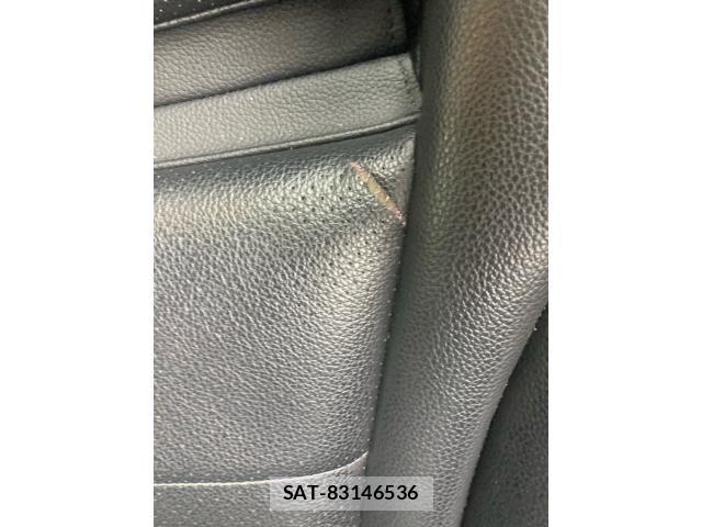 Mercedes Benz C-CLASS 2018-03 8830219-25