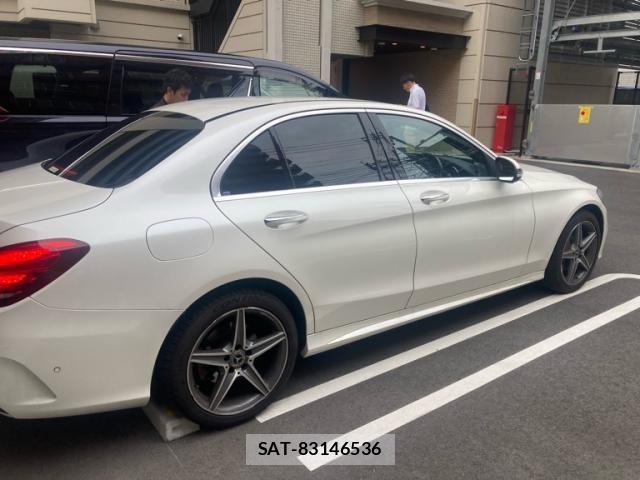 Mercedes Benz C-CLASS 2018-03 8830219-3