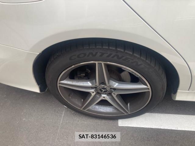 Mercedes Benz C-CLASS 2018-03 8830219-7