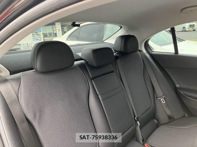 Mercedes Benz C-CLASS 2021-12 8830213-5
