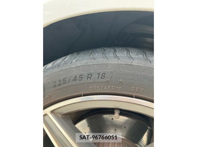 Mercedes Benz C-CLASS 2016-03 8849754-6