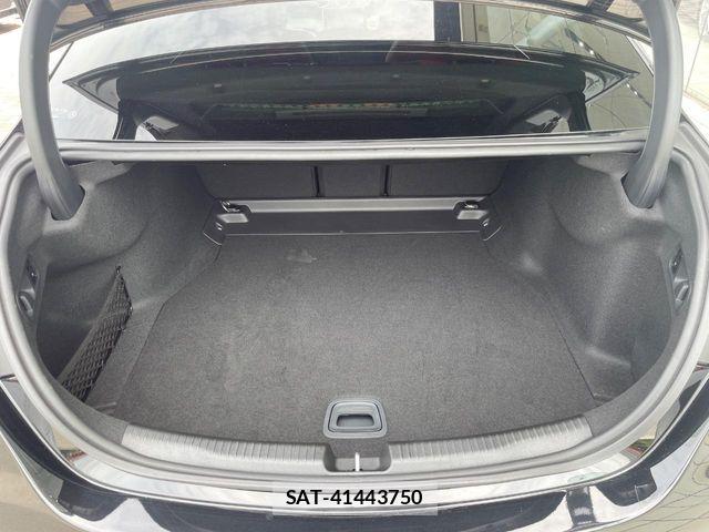 Mercedes Benz C-CLASS 2023-06 8880695-17