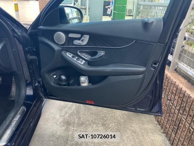 Mercedes Benz C-CLASS 2019-02 8880698-15
