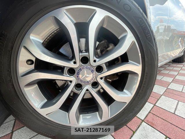 Mercedes Benz C-CLASS 2016-08 8880702-13
