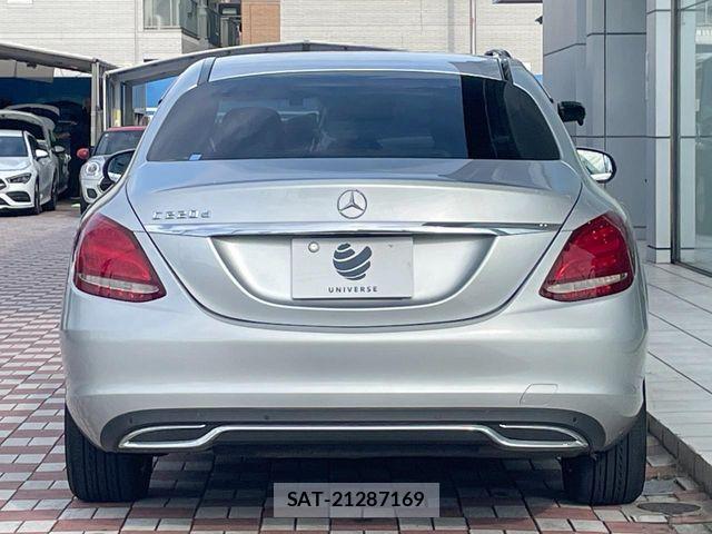 Mercedes Benz C-CLASS 2016-08 8880702-15