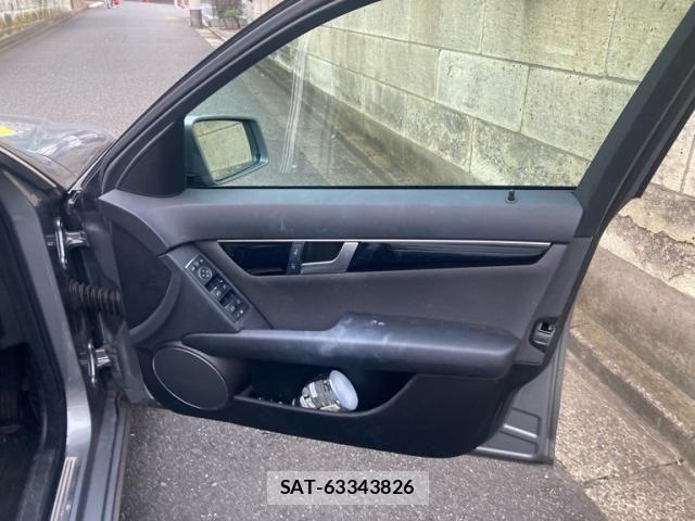 Mercedes Benz C-CLASS 2011-10 8880707-12