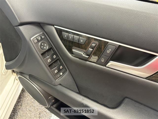 Mercedes Benz C-CLASS 2013-09 8880705-7