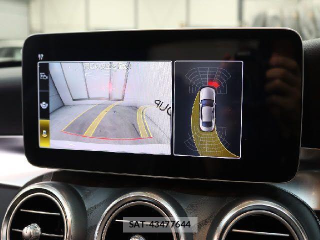 Mercedes Benz C-CLASS 2019-08 1473439-17