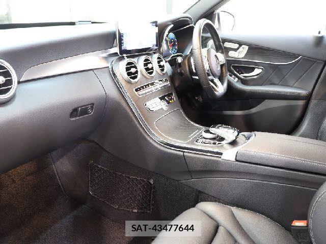 Mercedes Benz C-CLASS 2019-08 1473439-1