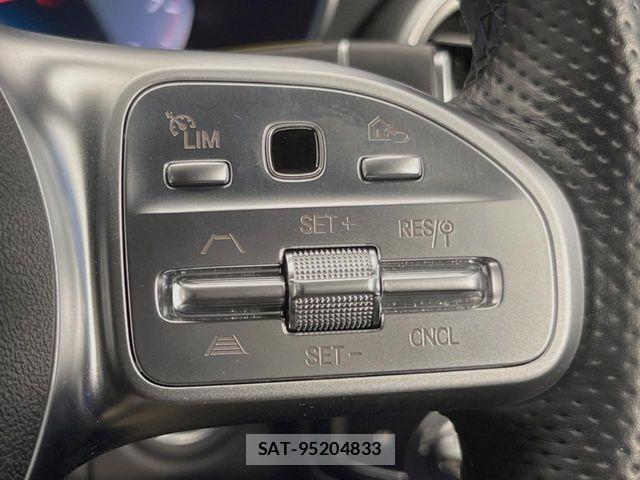 Mercedes Benz C-CLASS 2018-11 2669804-5