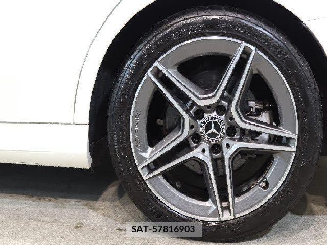 Mercedes Benz C-CLASS 2018-08 4139993-7