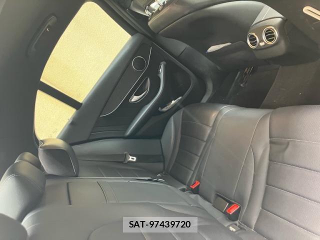 Mercedes Benz C-CLASS 2020-05 6012711-12
