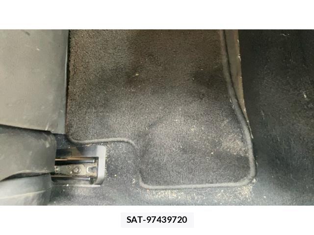 Mercedes Benz C-CLASS 2020-05 6012711-27