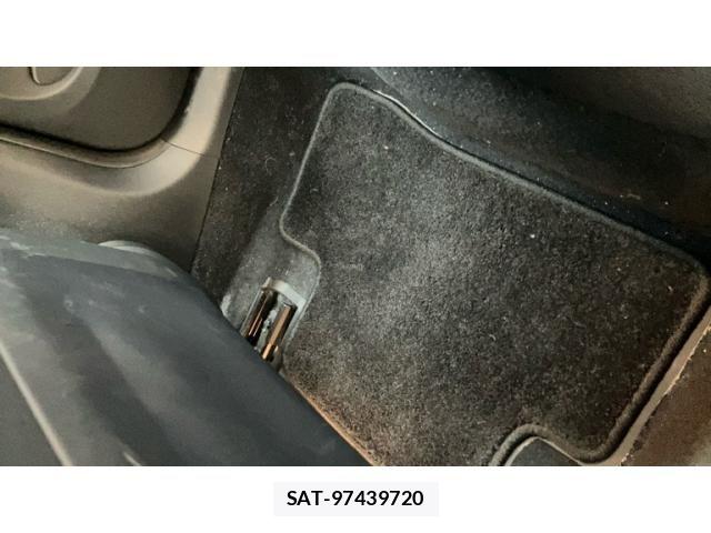 Mercedes Benz C-CLASS 2020-05 6012711-28