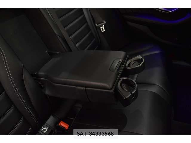 Mercedes Benz C-CLASS 2019-03 6613126-18