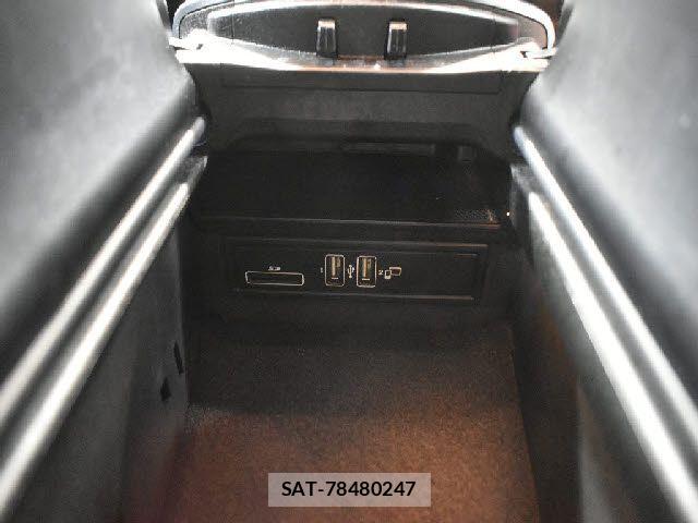 Mercedes Benz C-CLASS 2019-06 6676804-14