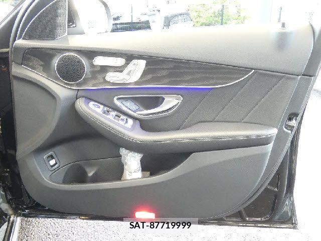 Mercedes Benz C-CLASS 2019-06 6716613-23