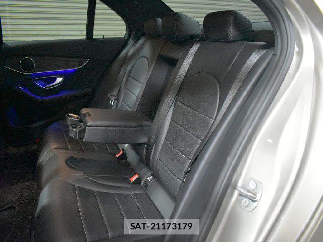 Mercedes Benz C-CLASS 2019-06 7059457-16