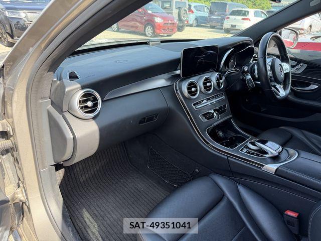 Mercedes Benz C-CLASS 2018-08 7328261-1