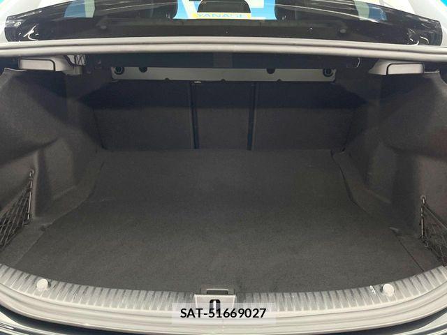 Mercedes Benz C-CLASS 2019-04 8208627-14
