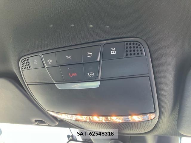 Mercedes Benz C-CLASS 2018-08 8336711-15