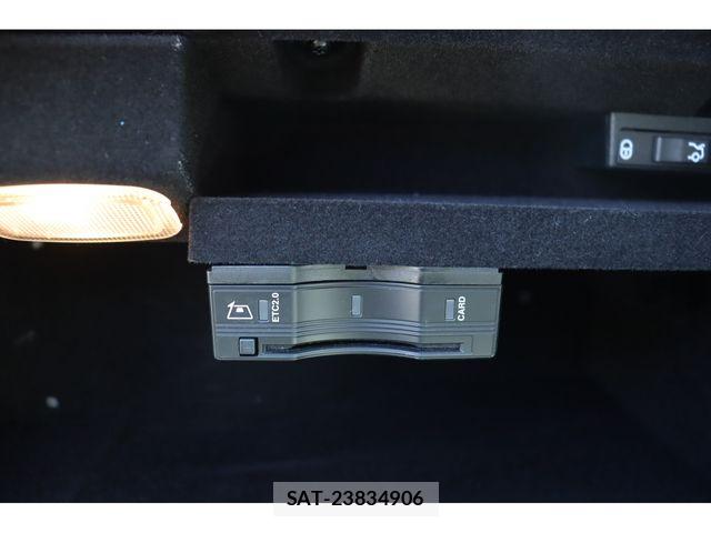 Mercedes Benz C-CLASS 2020-01 8413515-10