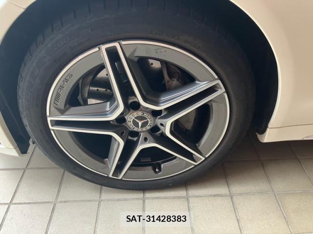 Mercedes Benz C-CLASS 2018-12 8743805-11