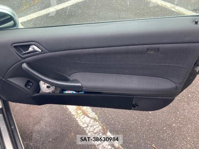Mercedes Benz C-CLASS 2006-01 8336713-7