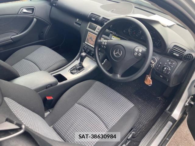 Mercedes Benz C-CLASS 2006-01 8336713-8
