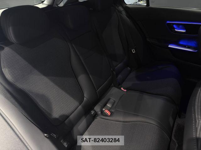 Mercedes Benz C-CLASS 2024-12 1826611-15