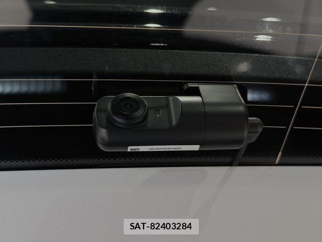 Mercedes Benz C-CLASS 2024-12 1826611-7