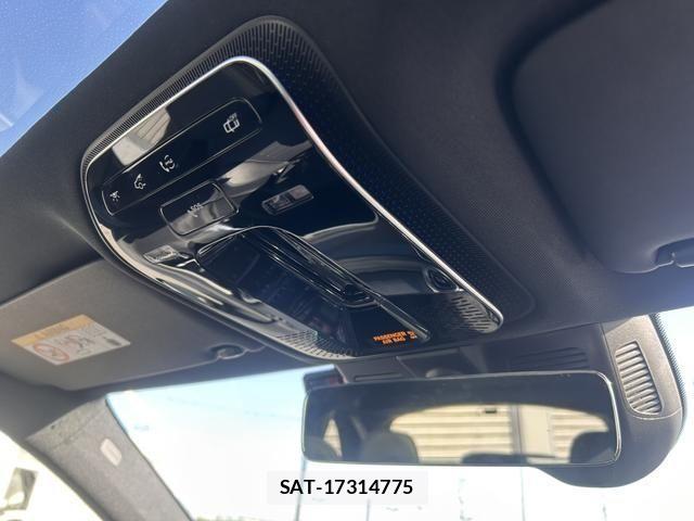 Mercedes Benz C-CLASS 2022-11 2211311-12