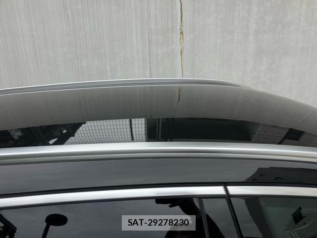 Mercedes Benz C-CLASS 2015-11 6012750-12
