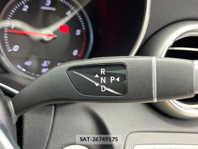 Mercedes Benz C-CLASS 2017-11 6012736-11