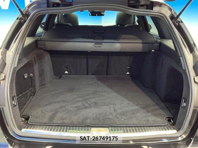 Mercedes Benz C-CLASS 2017-11 6012736-12