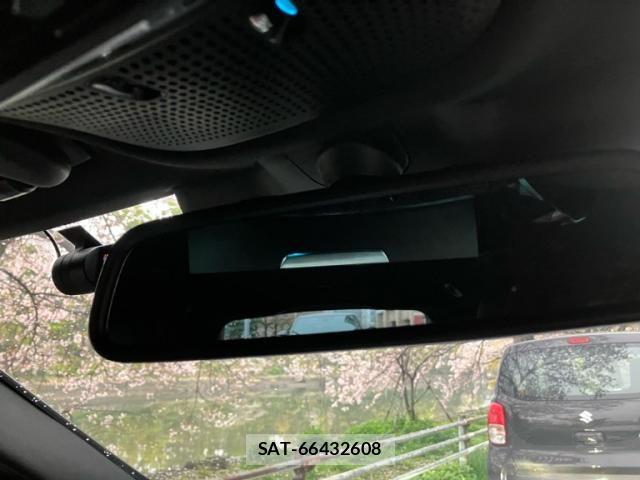 Mercedes Benz C-CLASS 2018-03 6216780-16