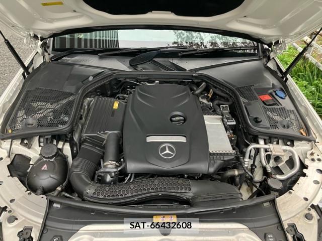 Mercedes Benz C-CLASS 2018-03 6216780-24