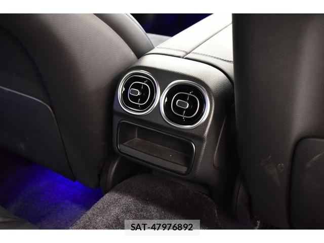 Mercedes Benz C-CLASS 2022-12 6276812-13