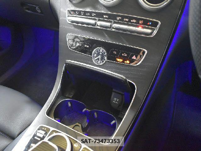 Mercedes Benz C-CLASS 2019-08 6500034-11