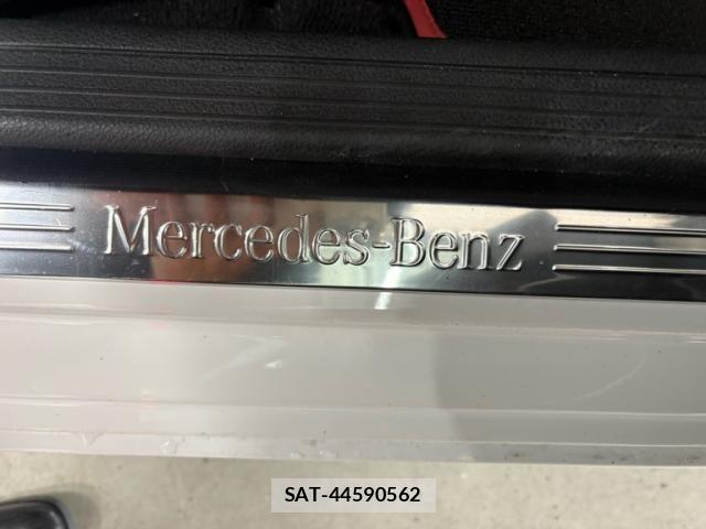 Mercedes Benz C-CLASS 2012-12 6500040-13