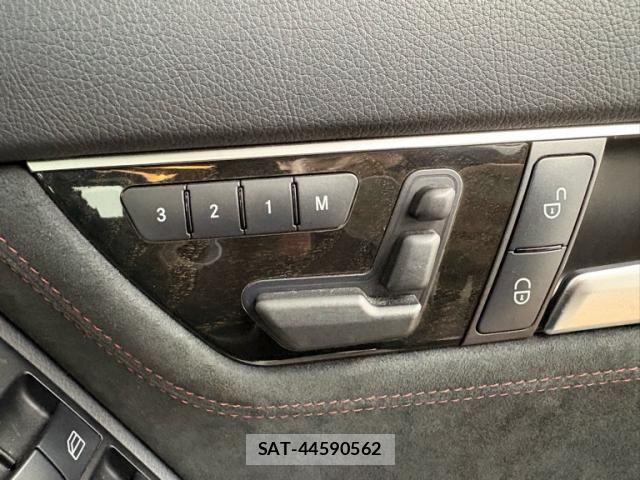 Mercedes Benz C-CLASS 2012-12 6500040-17