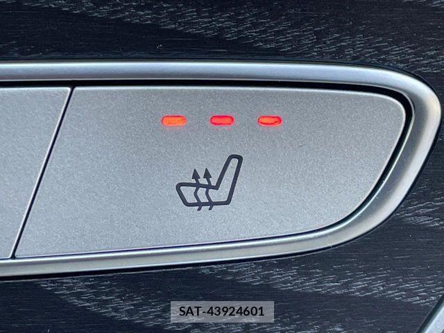 Mercedes Benz C-CLASS 2018-03 6526656-7