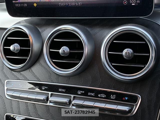Mercedes Benz C-CLASS 2019-06 6613133-17