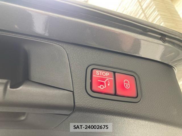 Mercedes Benz C-CLASS 2019-10 6613135-11