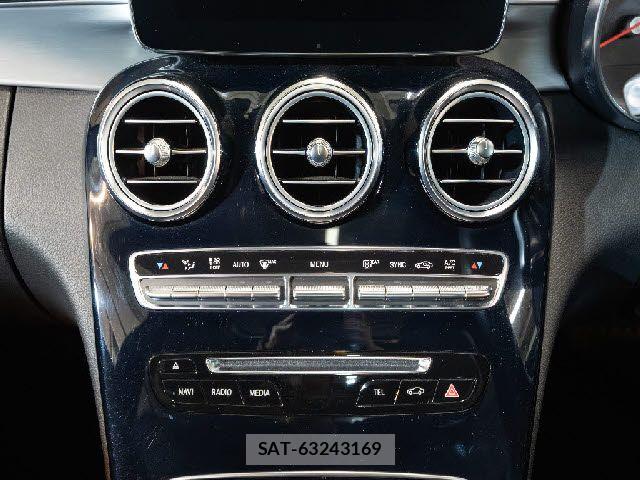 Mercedes Benz C-CLASS 2017-08 6613136-16